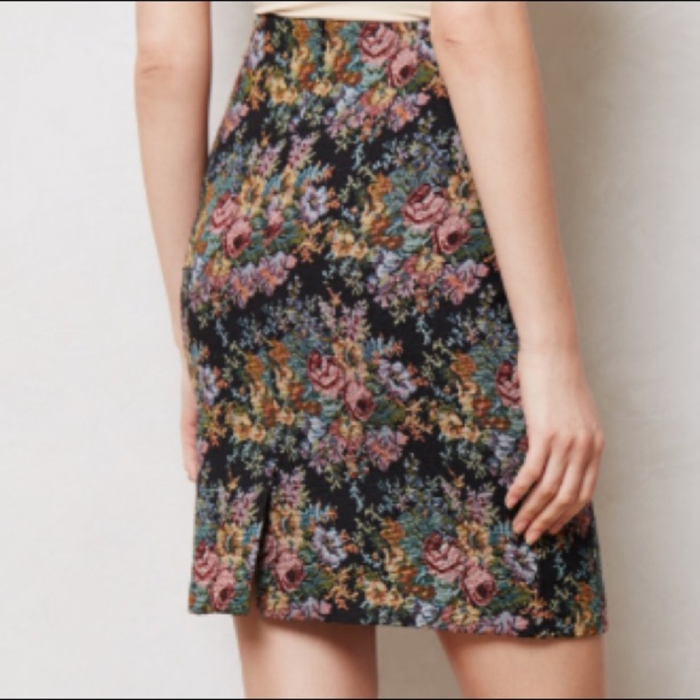 LINE & DOT BRIAR BROCADE PENCIL SKIRT